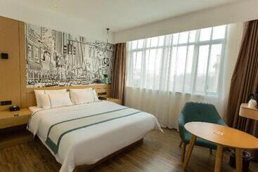 Hotel City Comfort Inn Shaoguan Biguiyuan Phoenix City Gold Village