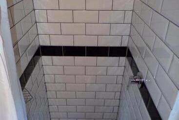 Herberge Woodlands Cottages & Camping