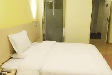 Hotel 7 Days Premium Rizhao Ju County Ancient City