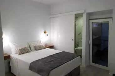 Pension Henriqueta Maia Suites Suite