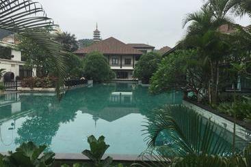 هتل Xiamen Smart Hero Club