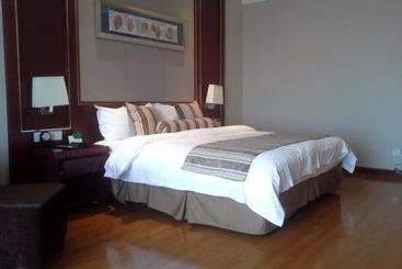 Отель Qingdao Huaxi