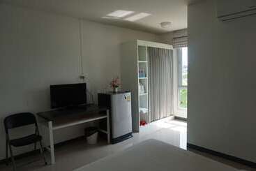 Отель Honghub Sakon