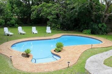 קוטג'' African Aquila Lodge