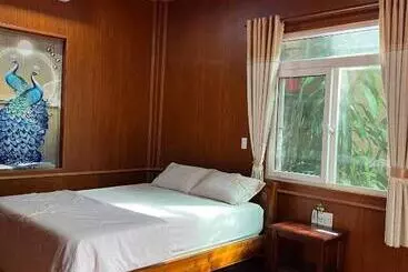 Hotel Mayfair Valley