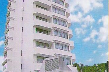 Aparthotel The Monaco Residence