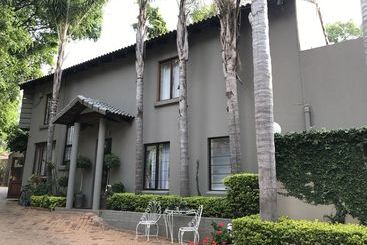 Apart Otel Waterhouse Guest Lodges 295 Indus Street