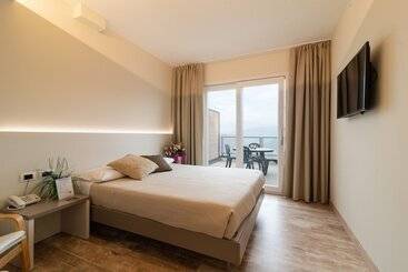 בית מלון כפרי Stampa 1968