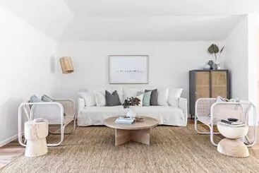 هتل Cape Beach House