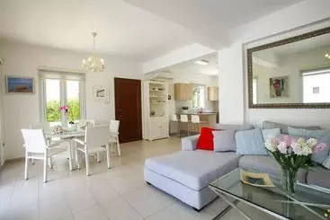 Villa Posidonas 3