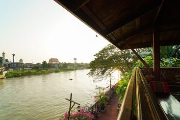 ホテル Athithara Homestay