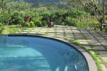 酒店 Villa Karma Loka