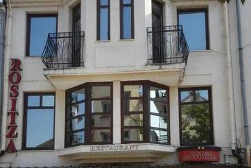 Family Hotel Rositsa