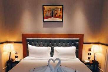 Hotel Nambiar Club Bellezea