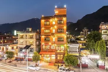 هتل Pokhara Goodwill