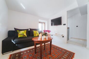 דירות לתיירים House Karkovich