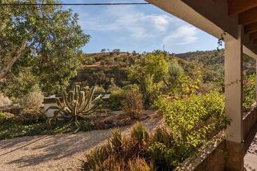 Casa Do Palmeiral   Hoom B&b