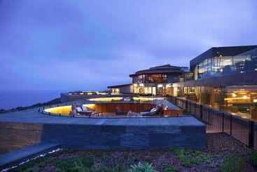 ホテル Akelarre  Relais & Chateaux