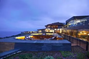 ホテル Akelarre  Relais & Chateaux