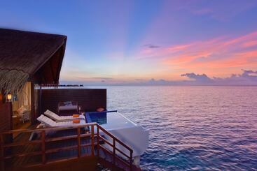 فندق Grand Park Kodhipparu Maldives   Child Stay & Eat Free Until 30 Nov 2024