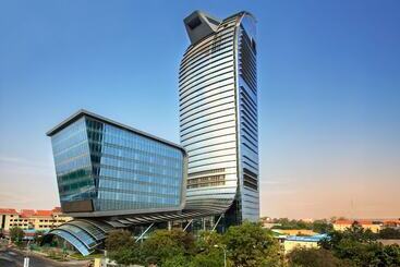 هتل Rosewood Phnom Penh