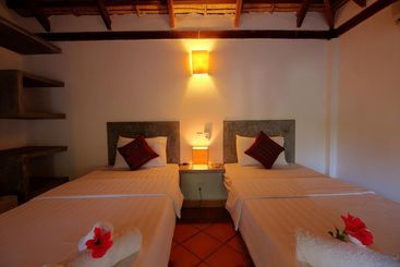 هتل Kep Uv Resort