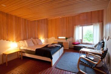 Отель Vartiosaari The Aurora Island