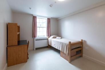 旅馆 Dalhousie University Accommodations