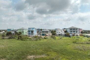 کلبه 1 Mi To Beach Access: Coastal Port Aransas Home