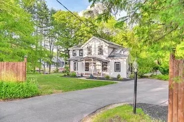 コテージ Charming Ballston Spa Home W/ Sauna & Private Pool