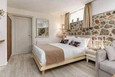 Hotel Meydani Suites