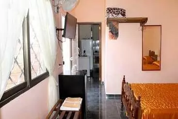 پانسیون Hostal Cervera Trinidad