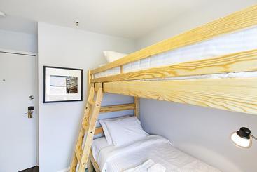 ツーリストアパートメント Quarters On Dot By Thatch