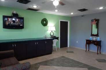 Motelli Deerfield Inn