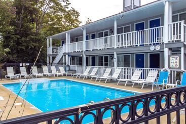 מוטל Stage Run By The Sea