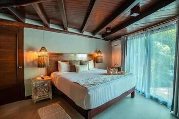 Ana Y Jose Charming Hotel And Spa