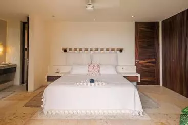 هتل آپارتمان Armadillo Living Villas