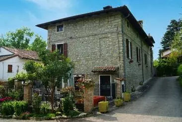 Dulcius Ex Asperis Bed & Breakfast