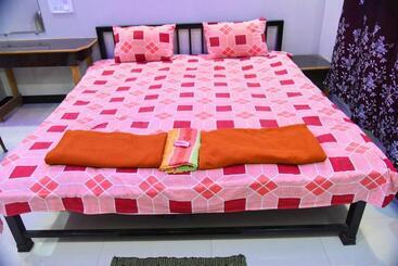 Отель Gajanan Resort