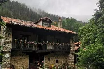 Hospedaria La Punvieja