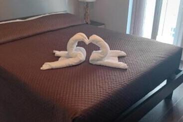 פנסיון Rondinini Flam Affittacamere