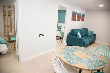 Aparthotel Pregonero Urban Suites   Azul