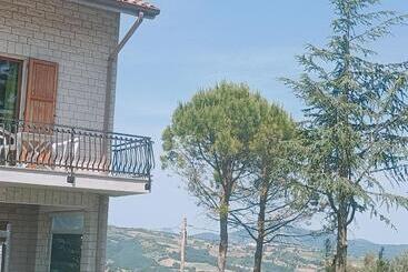 Bed and Breakfast Le Api Di Pe