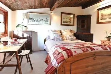 Hotelli Hôtel Les Chalets De Philippe Avec Jacuzzis Privatifs