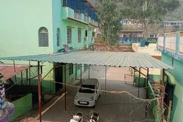 Hotel Shiv Shakti Lodge