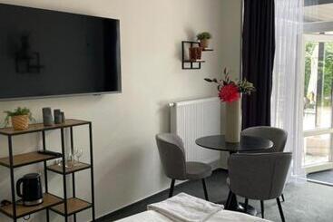 민박 Apartmány Hrázní