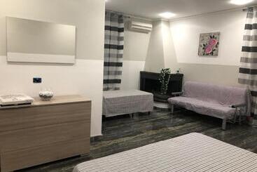 住宿加早餐  Sweet Home