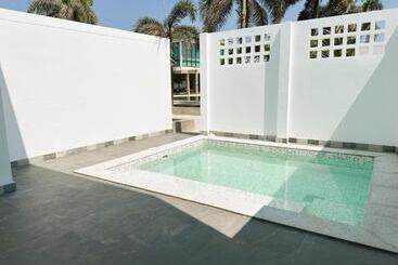 Szálloda เจ้าหลาว ซีบรีส รีสอร์ท