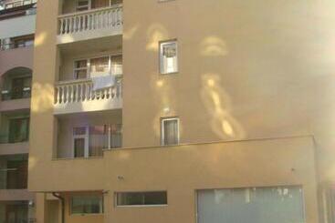 Hotel тропикана