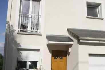 Majatalo Entre Terre Et Mer